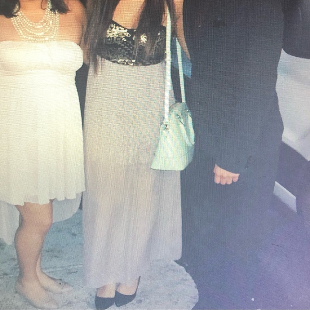 Dress - Picture 3 of 3